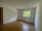 Unverbaubarer Ausblick, Gäste-WC, Garage, EBK in toller Lage - auch als Kapitalanlage geeignet ! - Kinderzimmer oder Büro