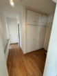 Flur - Schöne Seniorenwohnung im 1.OG mit Balkon