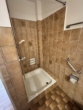 Badezimmer - Schöne Seniorenwohnung im 1.OG mit Balkon