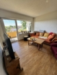 Wohnzimmer - Renovierte Seniorenwohnung mit Balkon im OG