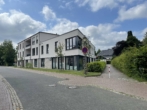 Außen - Neuwertige Seniorenwohnung im TOP Zustand.
