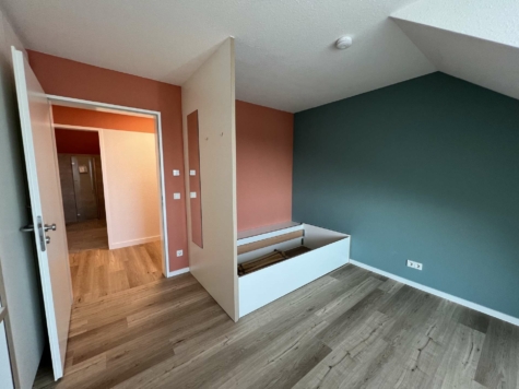 WG-Zimmer zu vermieten, 49610 Quakenbrück, Dachgeschosswohnung