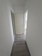 Flur - Helle Rentnerwohnung mit Balkon im EG mit WBS