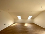 Wohn-Essbereich mit Platz für - Schöne, moderne 3-Zimmerwohnung mit Wohnberechtigungsschein!
